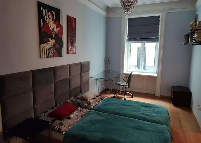 Appartement With Unique 40m2 Garden & Self Check In